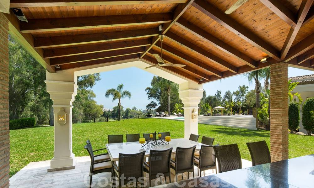 Te koop: Zeer grote luxe golfvilla in Nueva Andalucía, Marbella 21602
