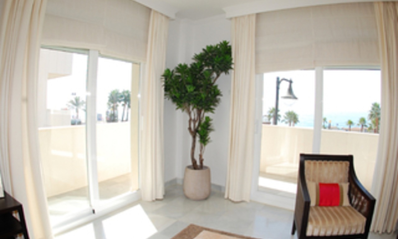 Nieuw Beachfront penthouse te koop, aan de boulevard centrum Estepona - Costa del Sol 7