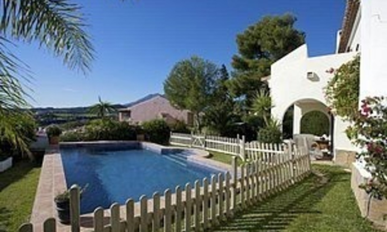 Estepona for sale: Bargain vrijstaande villa te koop in Estepona, Costa del Sol 8
