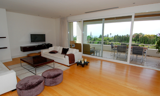 Marbella Golden Mile for sale: Luxe appartement te koop Gouden Mijl 4