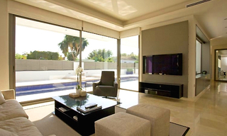 Nieuwe moderne villa te koop op de Gouden Mijl te Marbella 10