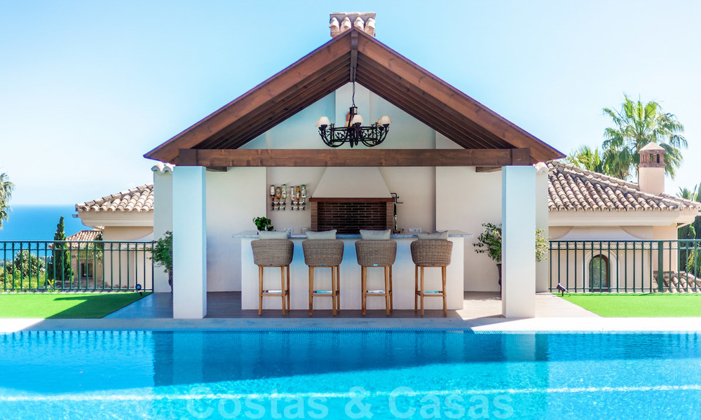Luxe villa te koop met open zeezicht in Sierra Blanca, Marbella 22216