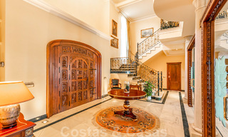 Luxe villa te koop met open zeezicht in Sierra Blanca, Marbella 22224 