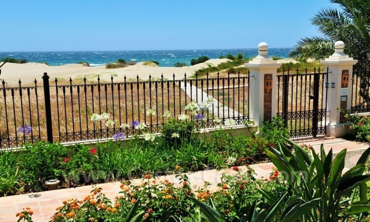 Los Monteros Playa - Marbella: Exclusief Beachfront penthouse appartement te koop 26