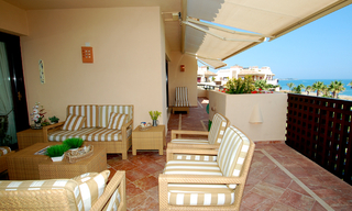 Frontline beach penthouse te koop - New Golden Mile tussen Puerto Banus (Marbella) en Estepona centrum 8