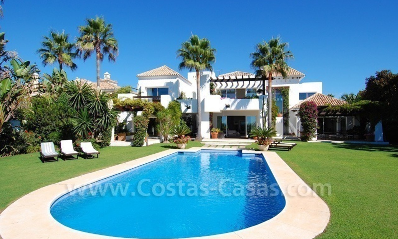 Exclusieve frontline beach villa te koop, Marbella - Estepona 5