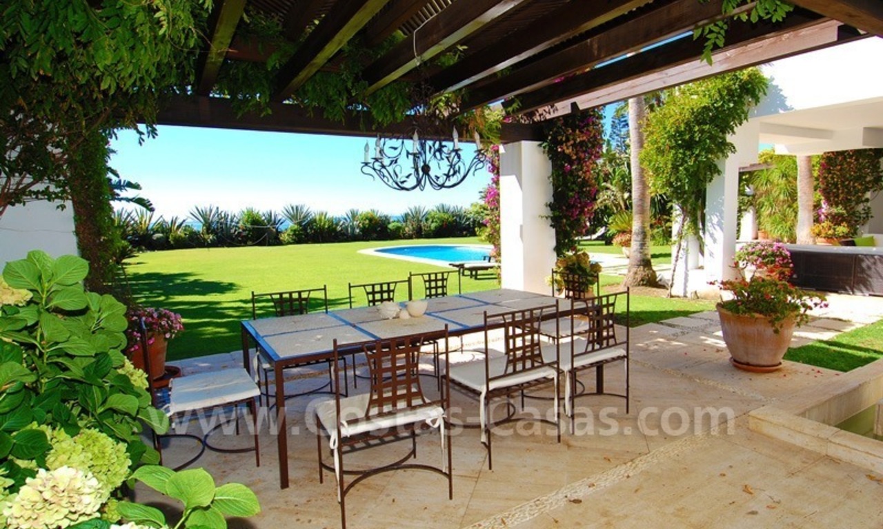 Exclusieve frontline beach villa te koop, Marbella - Estepona 6