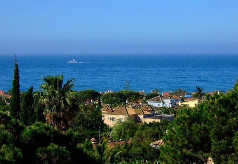 Beachside appartement te koop, dichtbij strand, Marbella oost