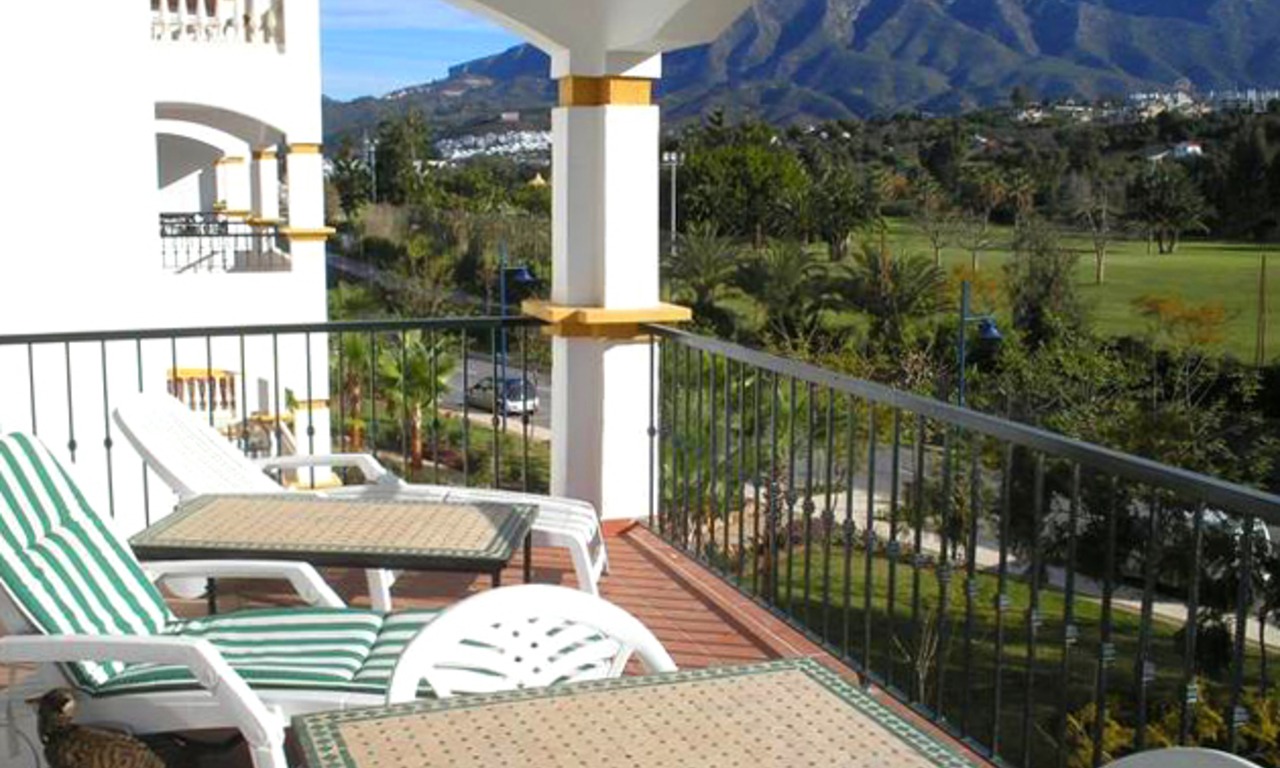Appartementen te koop op wandelafstand van Puerto Banus - Nueva Andalucia - Marbella 0