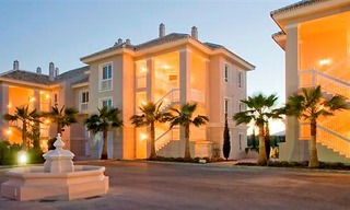 Frontline golf appartement en penthouse te koop in Golfresort Marbella - Benahavis - Estepona 4