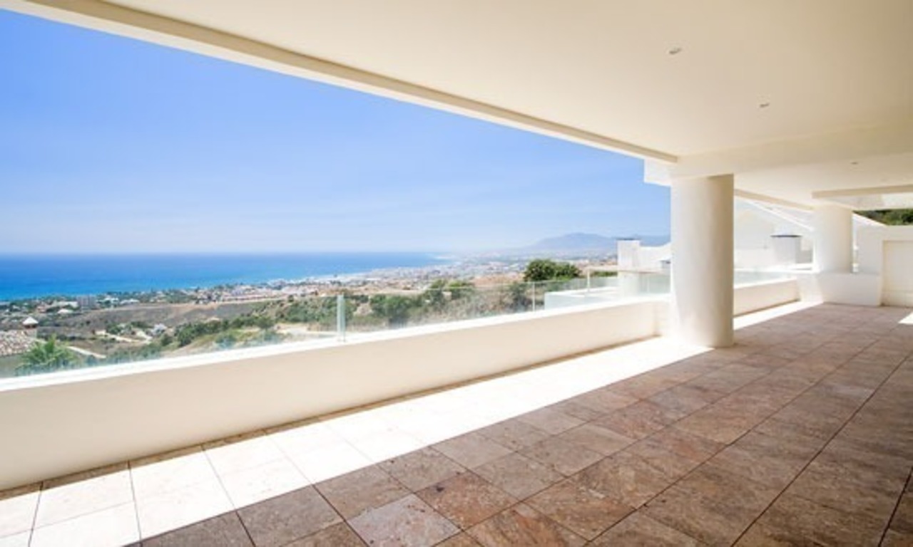 Penthouse appartement te koop in Los Monteros te Marbella 1