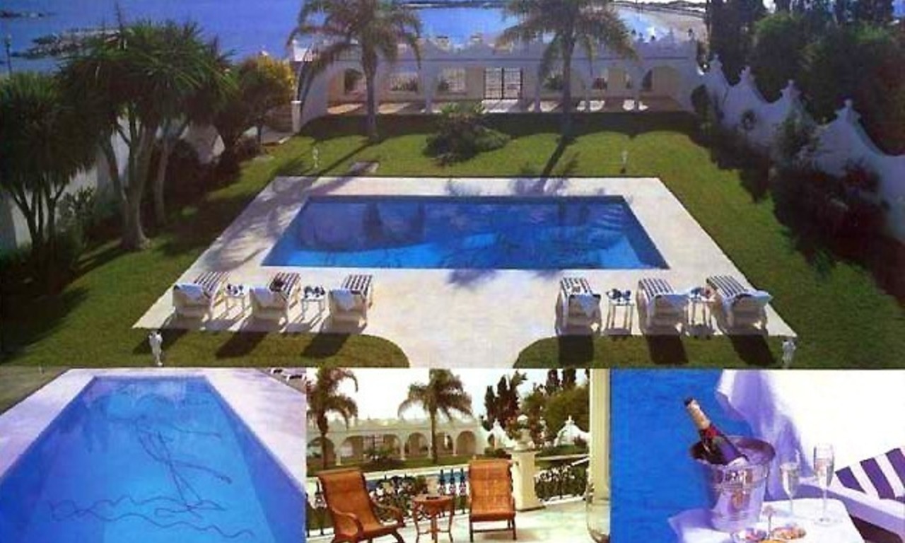 Exclusive beachfront Villa te koop, eerste lijn strand te Puerto Banus - Marbella 1