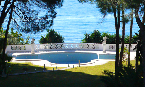 Beachfront villa te koop, Gouden Mijl - Golden Mile, Marbella centrum 