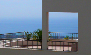 Moderne luxe appartementen en penthouses te koop in Marbella oost met zeezicht 3