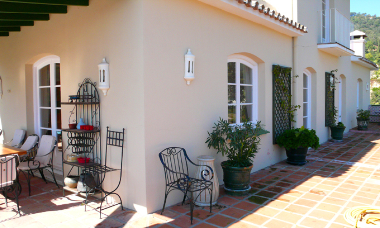 Villa met zeezicht te koop in El Madronal te Benahavis - Marbella 4