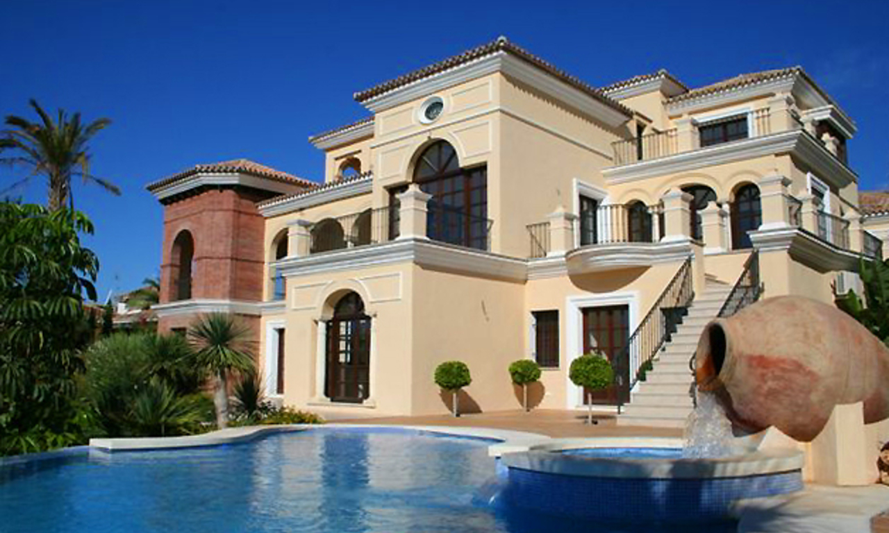 Nieuwe luxe villa te koop in het gebied Marbella - Benahavis 0