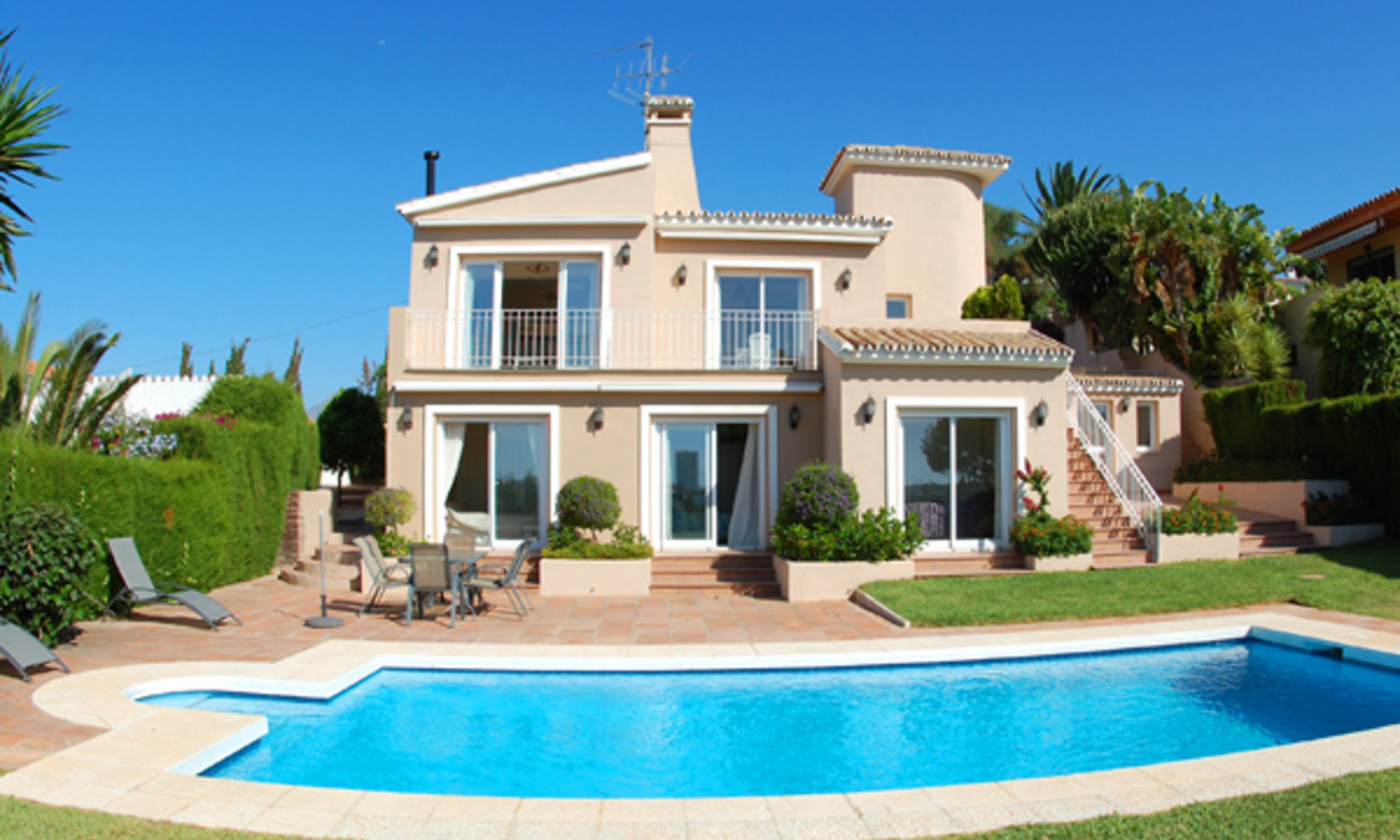 Villa te koop in Elviria te Marbella aan de Costa del Sol, Spanje 0
