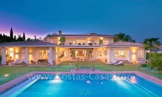 Exclusieve villa te koop, prestigieuze urbanisatie, Marbella – Benahavis, met een spectaculair panoramisch uitzicht 1