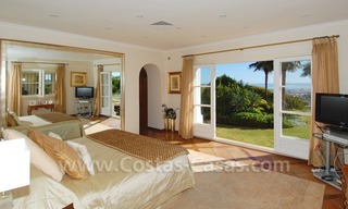 Exclusieve villa te koop, prestigieuze urbanisatie, Marbella – Benahavis, met een spectaculair panoramisch uitzicht 21