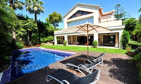 Exclusieve villa te koop, beachside Golden Mile in Marbella 