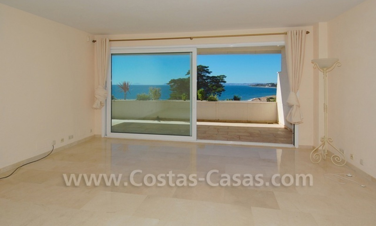 Beachfront apppartementen en penthouses te koop, eerstelijnstrand complex, New Golden Mile, Marbella - Estepona 9