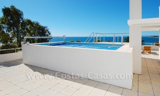 Beachfront apppartementen en penthouses te koop, eerstelijnstrand complex, New Golden Mile, Marbella - Estepona 8