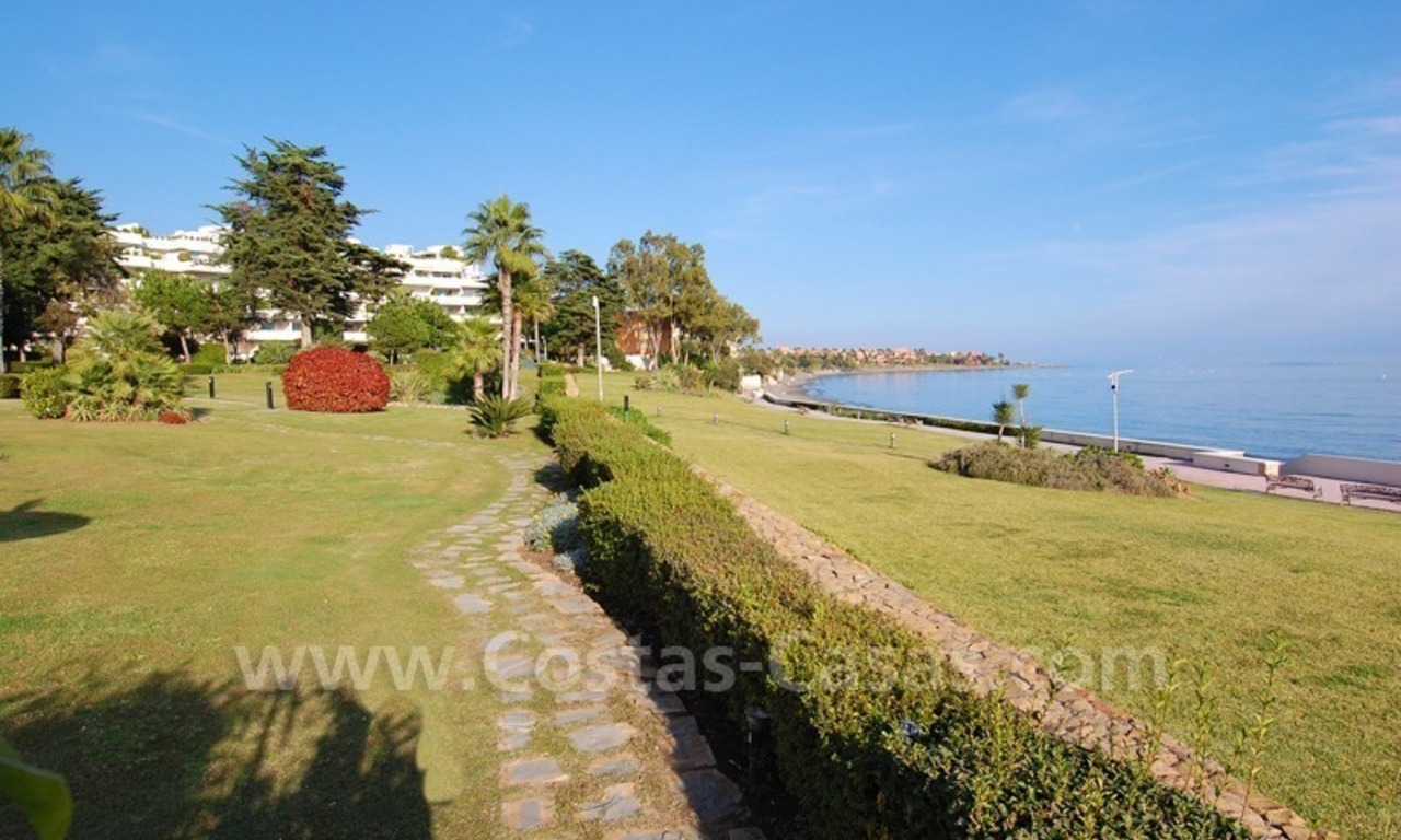 Beachfront apppartementen en penthouses te koop, eerstelijnstrand complex, New Golden Mile, Marbella - Estepona 21