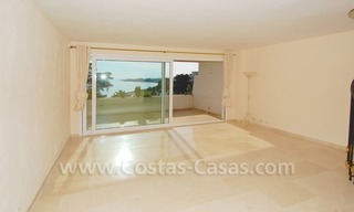 Beachfront apppartementen en penthouses te koop, eerstelijnstrand complex, New Golden Mile, Marbella - Estepona 10