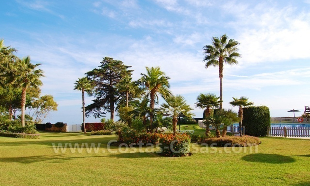 Beachfront apppartementen en penthouses te koop, eerstelijnstrand complex, New Golden Mile, Marbella - Estepona 27