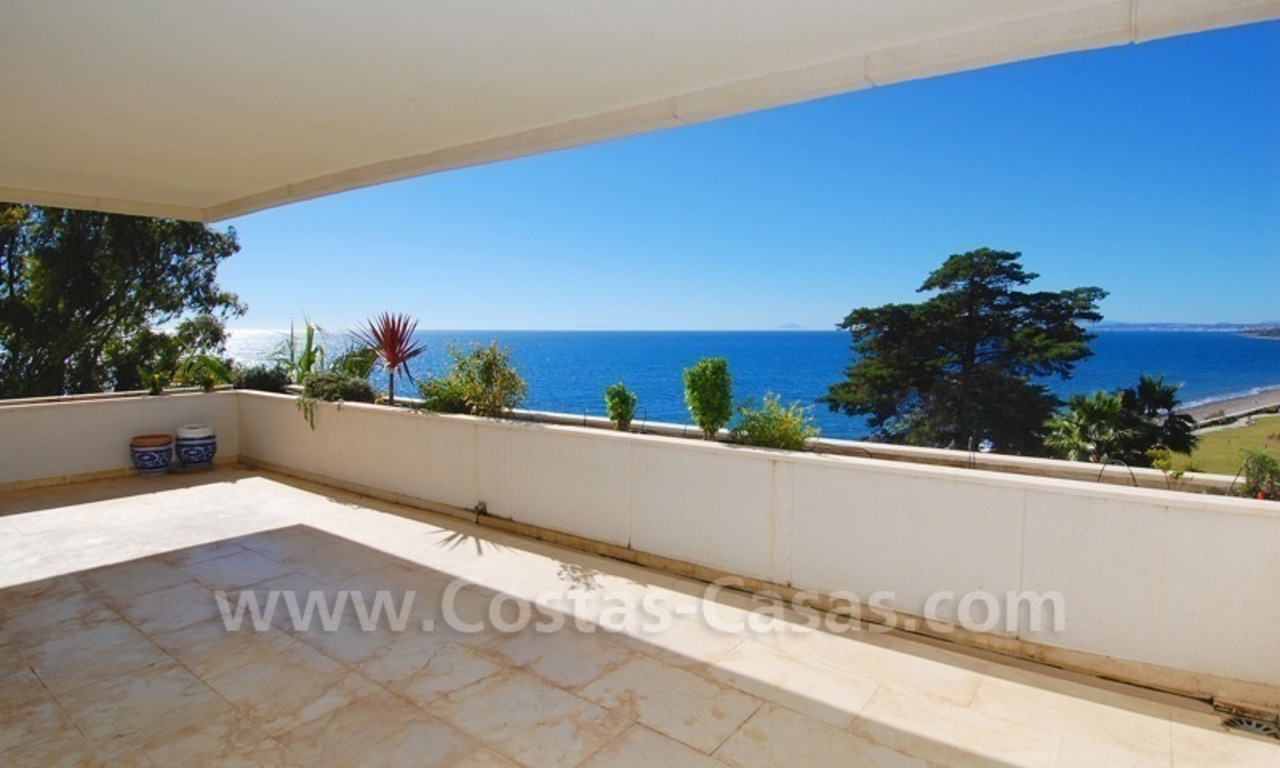 Beachfront apppartementen en penthouses te koop, eerstelijnstrand complex, New Golden Mile, Marbella - Estepona 6