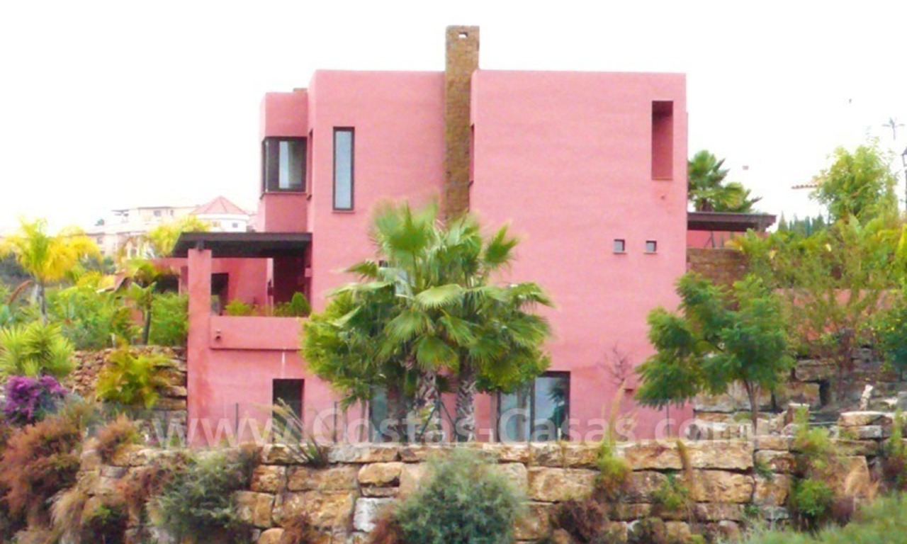 Exclusieve villa te koop in moderne stijl aan de golfcourse, Marbella – Benahavis – Estepona 1