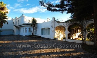 Ruime villa in Moors-Andalusische stijl te koop, Marbella - Estepona 7