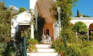 Romantische villa te koop boven de Golden Mile in Marbella 9