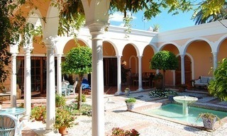 Romantische villa te koop boven de Golden Mile in Marbella 8