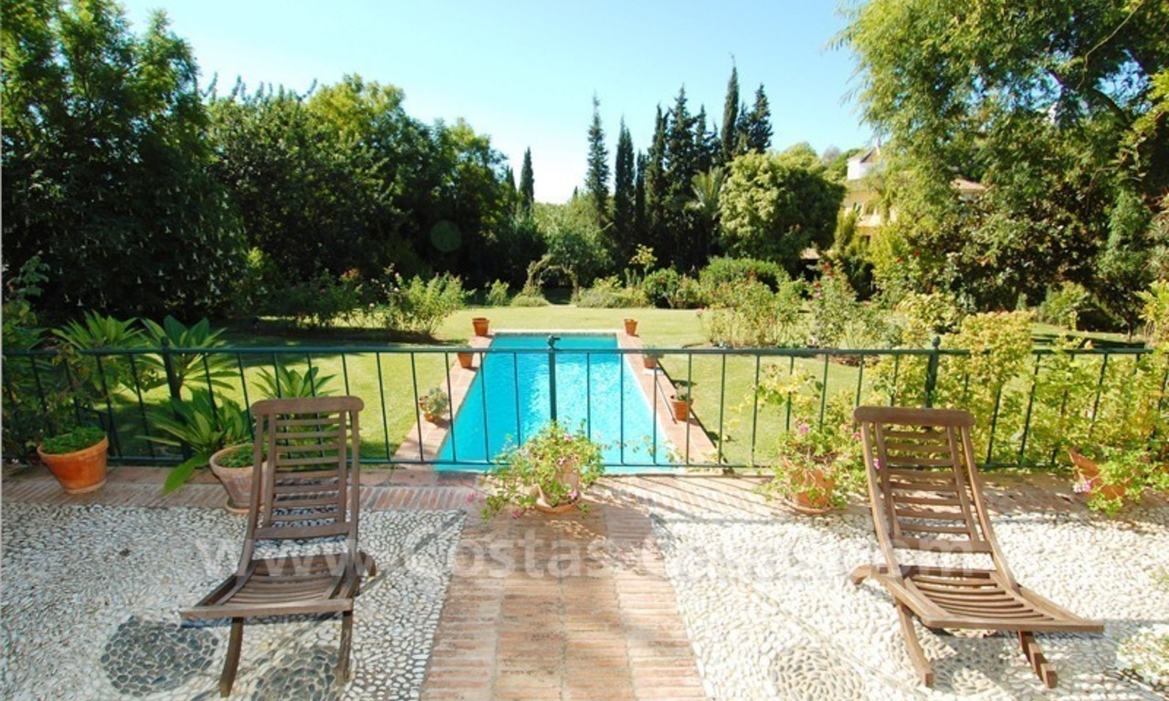 Romantische villa te koop boven de Golden Mile in Marbella 13