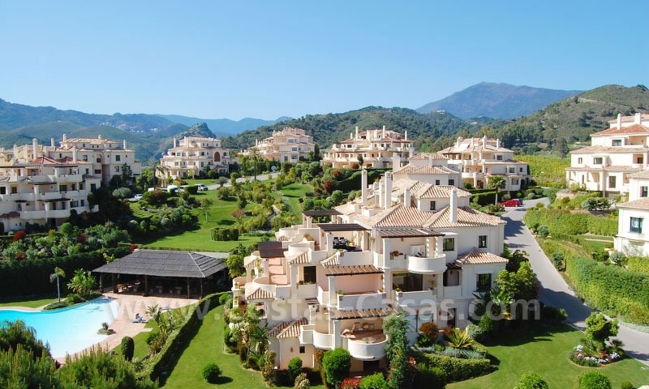 Ruim luxe penthouse appartement te koop omringd door de golfcourse, Marbella Benahavis 6