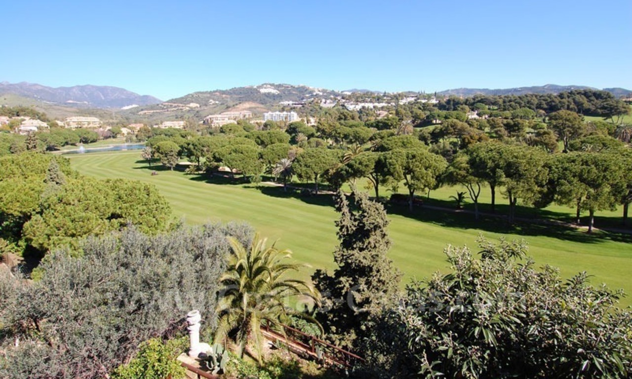 Frontline golf villa te koop, Marbella, dichtbij strand 2