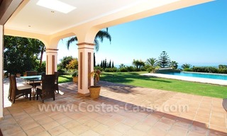 Opportuniteit! Luxe villa te koop in Sierra Blanca te Marbella 16