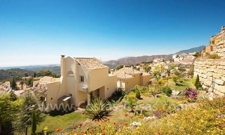 Marbella bargain villa te koop in moderne Andalusische stijl 5