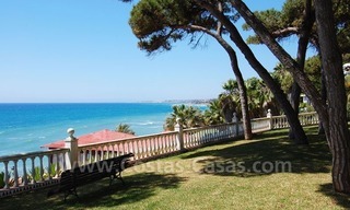 Ruim appartement te koop in een beachfront complex aan de Golden Mile in Marbella 2