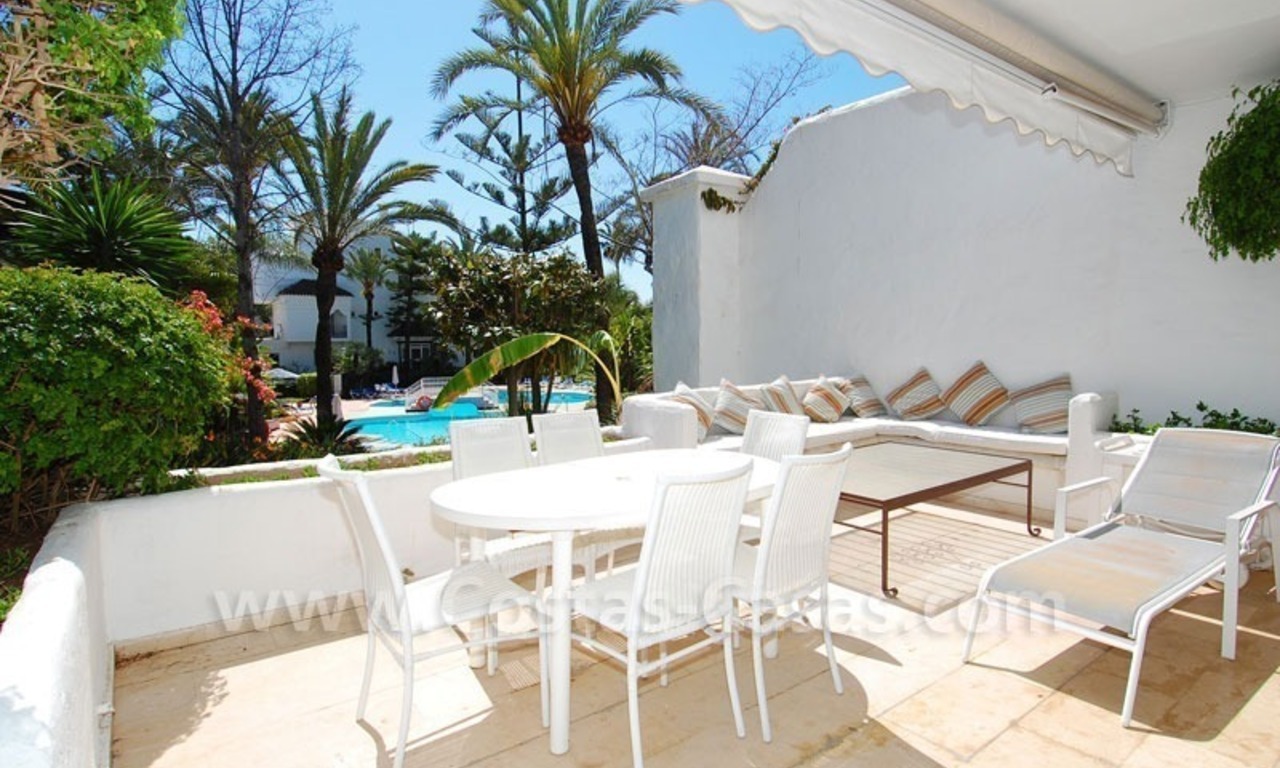 Ruim appartement te koop in een beachfront complex aan de Golden Mile in Marbella 19