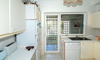 Ruim appartement te koop in een beachfront complex aan de Golden Mile in Marbella 24