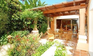 Luxe koopvilla in klassieke stijl te Sierra Blanca – Marbella 28