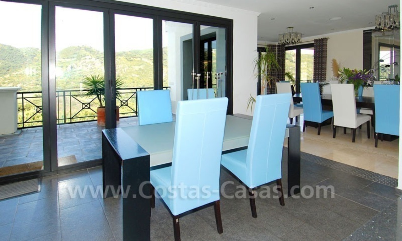Moderne luxe villa te koop frontline golf in golfresort, Benahavís – Marbella 12