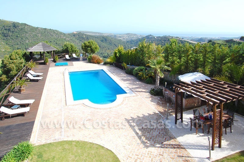 Moderne luxe villa te koop frontline golf in golfresort, Benahavís – Marbella