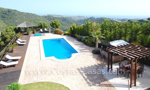 Moderne luxe villa te koop frontline golf in golfresort, Benahavís – Marbella 