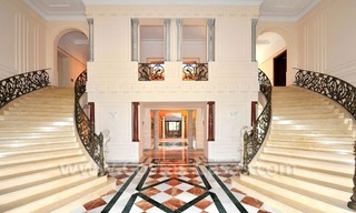 Unieke Palladian stijl mansion te koop in Marbella 5