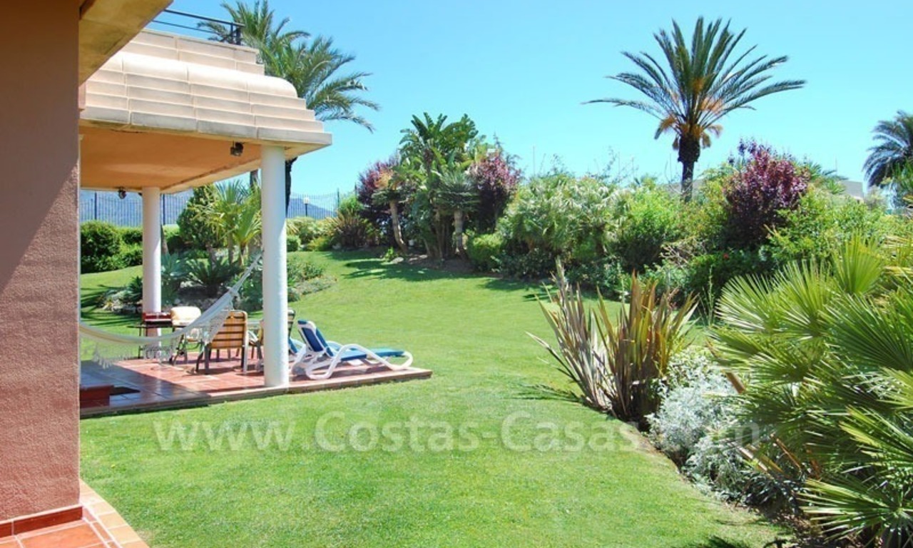 Ruim luxe golf appartement te koop in Nueva Andalucia te Marbella 3