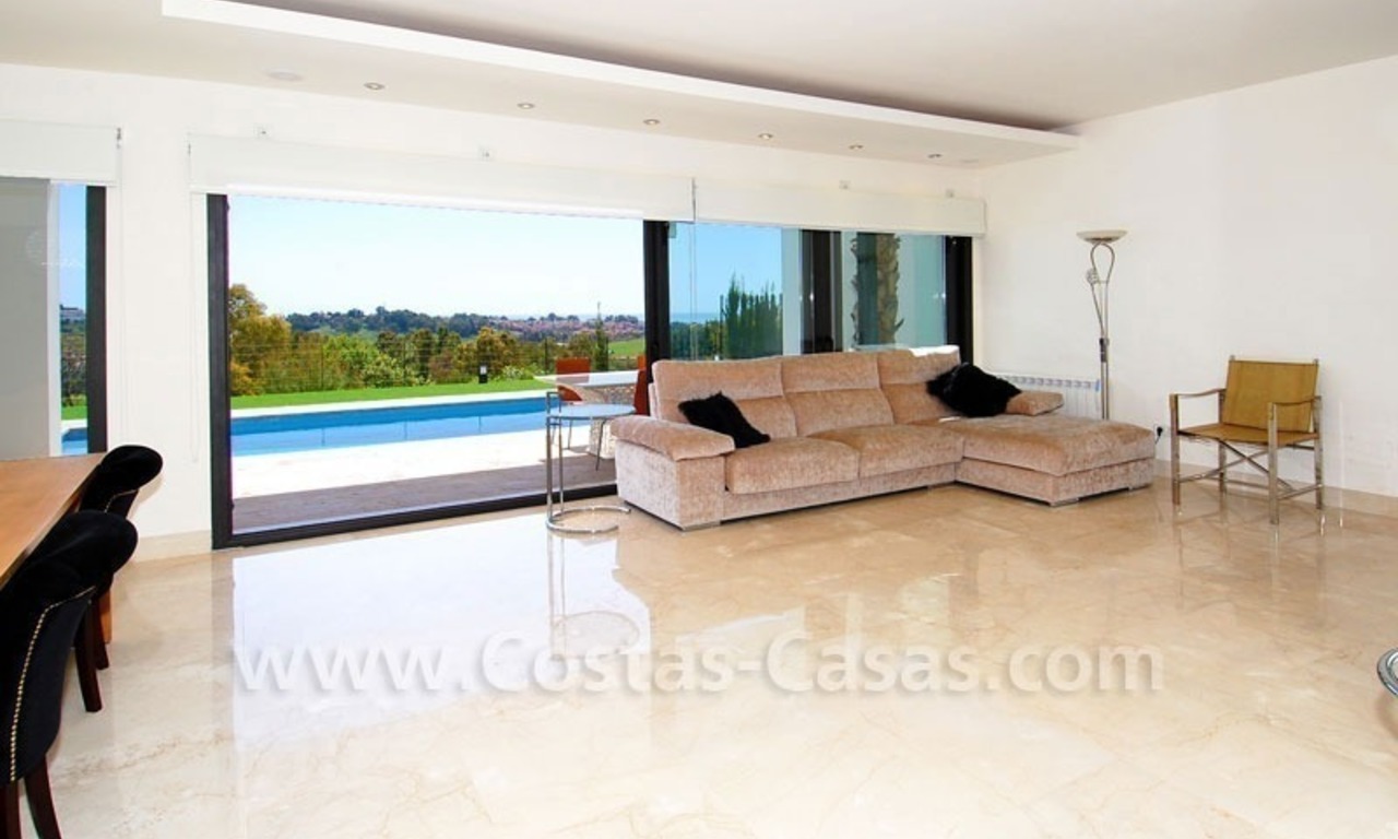 Moderne villa te koop, frontline golf met zeezicht, Marbella – Benahavis 5