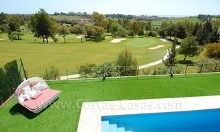 Moderne villa te koop, frontline golf met zeezicht, Marbella – Benahavis 14